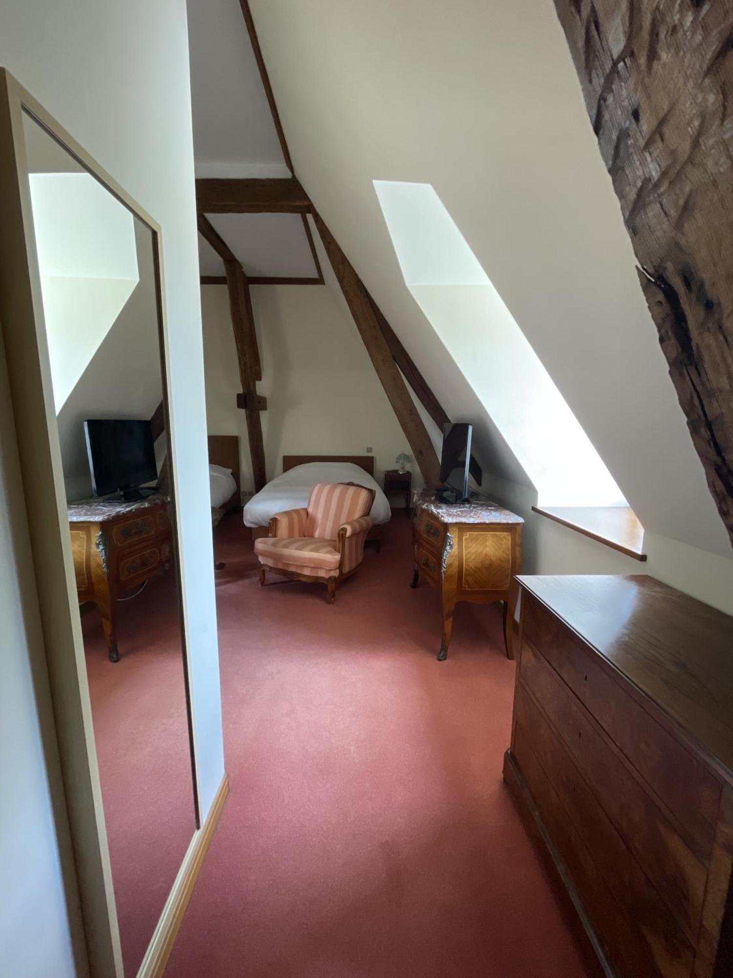 Chateau De La Berchere Nuits-Saint-Georges Habitación foto